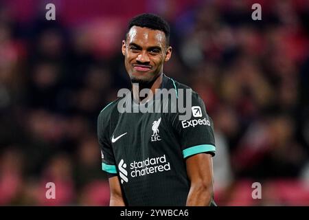 Gérone, Espagne. 10 décembre 2024. Ryan Gravenberch du Liverpool FC lors du match de l'UEFA Champions League, date 6, entre Girona FC et Liverpool FC a joué au stade Montilivi le 10 décembre 2024 à Barcelone en Espagne. (Photo de Sergio Ruiz/Imago) crédit : Presinphoto SPORT AGENCY/Alamy Live News Banque D'Images