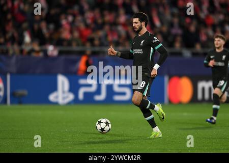 Gérone, ESP. 10 décembre 2024. GIRONA FC-LIVERPOOL FC 10 déc. 2024 Dominik Szoboszlai (8) du Liverpool FC lors du match de phase de la Ligue des champions 2024/25 de l'UEFA entre le Girona FC et le Liverpool FC au stade municipal de Montilivi à Gérone, Espagne. Crédit : Rosdemora/Alamy Live News Banque D'Images