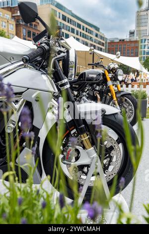 Classic Norton Motorbikes au concours de Londres 2023 à l'honorable Artillery Company Banque D'Images