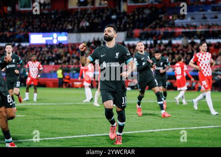 Barcelone, Espagne. 10 décembre 2024. Mohamed Salah célèbre après avoir marqué un but lors du match de l'UEFA Champions League entre Girona FC et Liverpool FC au stade Montilivi. Crédit : Christian Bertrand/Alamy Live News Banque D'Images