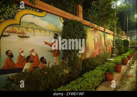 Prayagraj, Inde. 06th Dec, 2024. Prayagraj, INDE - 10 DÉCEMBRE : magnifique travail de peinture au bâtiment Mela Pradhikaran en prévision du festival Maha Kumbh le 10 décembre 2024 à Prayagraj, en Inde. (Photo de Deepak Gupta/Hindustan Times/Sipa USA) crédit : Sipa USA/Alamy Live News Banque D'Images