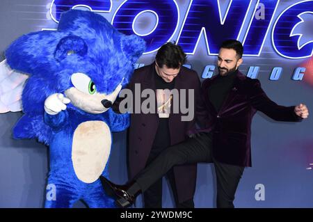 Jim Carrey und Lee Majdoub BEI der Premiere des Kinofilms Sonic The Hedgehog 3 im Cineworld Leicester Square. Londres, 10.12.2024 *** Jim Carrey et Lee Majdoub à la première du film Sonic the Hedgehog 3 au Cineworld Leicester Square Londres, 10 12 2024 Foto:xS.xVasx/xFuturexImagex Sonic 4231 Banque D'Images