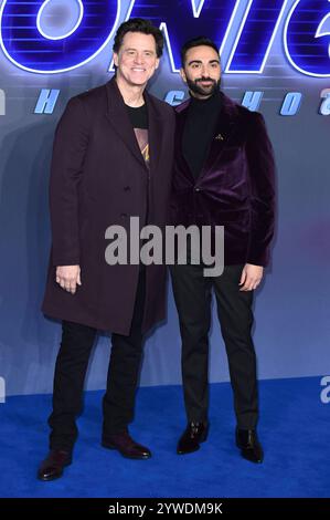 Jim Carrey und Lee Majdoub BEI der Premiere des Kinofilms Sonic The Hedgehog 3 im Cineworld Leicester Square. Londres, 10.12.2024 *** Jim Carrey et Lee Majdoub à la première du film Sonic the Hedgehog 3 au Cineworld Leicester Square Londres, 10 12 2024 Foto:xS.xVasx/xFuturexImagex Sonic 4230 Banque D'Images