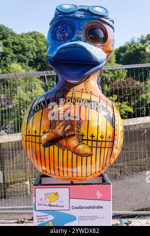 Ironbridge, Shropshire, Royaume-Uni, 22-06-2018. 'Coalbrookdrake', le quatrième canard dans un sentier de sculpture collectant des fonds pour des œuvres caritatives locales. Banque D'Images