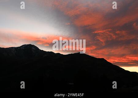 Coucher de soleil Val d'Hérens Valais Suisse Banque D'Images