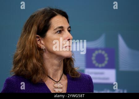 Bruxelles, Belgique. 11 décembre 2024. Paula Pinho, porte-parole en chef de la Commission européenne lors d'un point de presse à Bruxelles, Belgique, le 11 décembre 2024. Crédit : ALEXANDROS MICHAILIDIS/Alamy Live News Banque D'Images