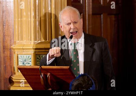 Gyles Brandret au Oldie Literary Lunch 10/12/24 Banque D'Images