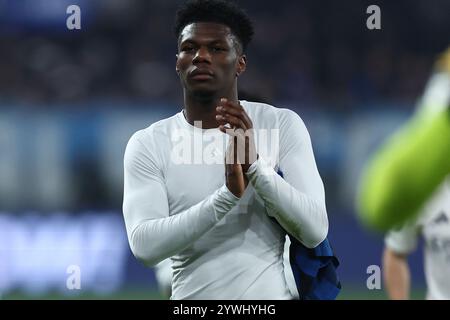 Bergame, Italie. 10 décembre 2024. Aurelien Tchouameni du Real Madrid CF fête à la fin du match de la phase MD6 de l'UEFA Champions League League entre Atalanta BC et Real Madrid C.F. au stade Gewiss le 10 décembre 2024 à Bergame, Italie . Crédit : Marco Canoniero/Alamy Live News Banque D'Images