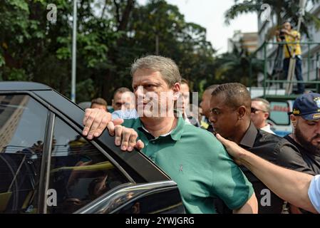 Le gouverneur de Sao Paulo, Tarcisio de Freitas, assiste à l'événement en soutien à Bolsonaro.   L'ancien président Jair Bolsonaro sera sur Paulista Avenue th Banque D'Images