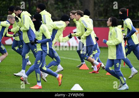 Amsterdam, pays-Bas. 11 décembre 2024, Mika Godts de l'Ajax pendant l'entraînement avant le match de l'Europa League contre le SS Lazio Roma à la Johan Cruijff Arena le 11 décembre 2024 à Amsterdam, pays-Bas. ANP OLAF FISSURE Banque D'Images