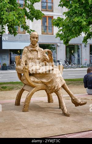 Sculpture de l'écrivaine danoise Karen Blixen par le sculpteur Rikke Raben. Copenhague, Danemark Banque D'Images