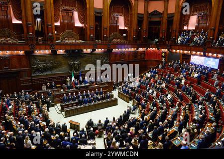 Italie, Rome, 11 décembre 2024 : visite d'État en Italie des royaux espagnols. Sur la photo son Altesse Royale le Prince Felipe d'Espagne à la Chambre des députés, (l) Ignazio la Russa, Président du Sénat et (R) Lorenzo Fontana, Président de la Chambre des députés photo © Stefano Carofei/Sintesi/Alamy Live News Banque D'Images