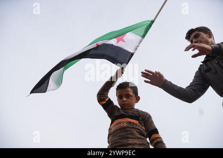 Les rues de la ville d'Alep dans le nord de la Syrie après la chute de la dictature syrienne de Bachar Assad, le 11 décembre 2024. (CTK photo/Pavel Nemecek) Banque D'Images