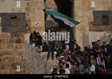 Les rues de la ville d'Alep dans le nord de la Syrie après la chute de la dictature syrienne de Bachar Assad, le 11 décembre 2024. (CTK photo/Pavel Nemecek) Banque D'Images