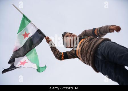 Les rues de la ville d'Alep dans le nord de la Syrie après la chute de la dictature syrienne de Bachar Assad, le 11 décembre 2024. (CTK photo/Pavel Nemecek) Banque D'Images