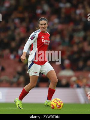 Mariona Caldentey d'Arsenal lors du match de Super League féminine Barclays FA entre Arsenal et Aston Villa à l'Emirates Stadium, Londres, dimanche 8 décembre 2024. (Photo : Jade Cahalan | mi News) crédit : MI News & Sport /Alamy Live News Banque D'Images