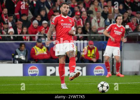 Lisbonne, Portugal. 11 décembre 2024. Nicolas Otamendi de SL Benfica en action lors de l'UEFA Champions League 2024/25 League phase Matchday 6 entre SL Benfica et Bologna FC à l'Estadio da Luz. Score final Benfica 0:0 Bologne (photo Bruno de Carvalho/SOPA images/Sipa USA) crédit : Sipa USA/Alamy Live News Banque D'Images