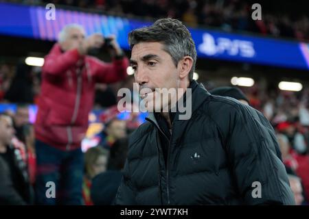 Lisbonne, Portugal. 11 décembre 2024. Bruno Lage, entraîneur du SL Benficas vu lors de la phase de Ligue des champions de l'UEFA 2024/25 match 6 entre le SL Benfica et le Bologna FC à l'Estadio da Luz. Score final Benfica 0:0 Bologne (photo Bruno de Carvalho/SOPA images/Sipa USA) crédit : Sipa USA/Alamy Live News Banque D'Images