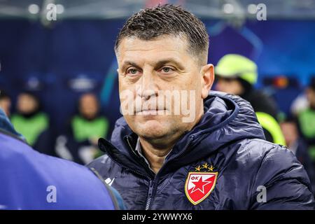 Milan, Italie, Italie. 11 décembre 2024. Vladan MILOJEVIC de Crvena Zvezda lors de l'UEFA Champions League, League phase MD6 match entre l'AC Milan et Crvena Zvezda au stade San Siro le 11 décembre 2024 à Milan, Italie. (Crédit image : © Matthieu Mirville/ZUMA Press Wire) USAGE ÉDITORIAL SEULEMENT! Non destiné à UN USAGE commercial ! Banque D'Images