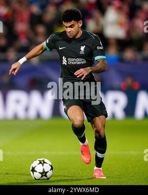 Gérone, Espagne. 10 décembre 2024. Luis Diaz du Liverpool FC lors du match de l'UEFA Champions League, date 6, entre Girona FC et Liverpool FC a joué au stade Montilivi le 10 décembre 2024 à Barcelone en Espagne. (Photo de Sergio Ruiz/Imago) crédit : Presinphoto SPORT AGENCY/Alamy Live News Banque D'Images