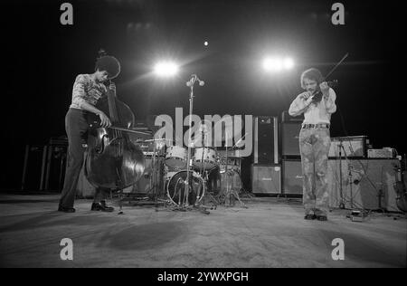 Philippe gras / le Pictorium - Jean Luc Ponty - 07/09/2014 - France / Var (Département) / Châteauvallon - Jean Luc Ponty, Stanley Clark, Tony Williams en concert au Festival de Châteauvallon, 1972 Banque D'Images