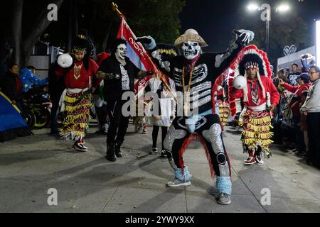 Mexico, Mexique. 12 décembre 2024. Des millions de pèlerins venus de tout le Mexique arrivent à la basilique de Guadalupe dans la capitale du pays pour célébrer la Vierge le jour de son arrivée. (Crédit image : © Cristian Leyva/ZUMA Press Wire) USAGE ÉDITORIAL SEULEMENT! Non destiné à UN USAGE commercial ! Banque D'Images