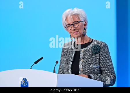 Europäische Zentralbank. Pressekonferenz. Christine Madeleine Odette Lagarde FRA / Präsidentin der Europäischen Zentralbank EZB anläßlich einer Pressekonferenz AM 12.12.2024 in Frankfurt am main. 20241212MWI017981 *** Banque centrale européenne Conférence de presse Christine Madeleine Odette Lagarde FRA Présidente de la Banque centrale européenne BCE à l’occasion d’une conférence de presse le 12 12 2024 à Francfort-sur-le-main 202412MWI017981 Banque D'Images