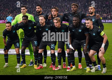 Amsterdam, pays-Bas. 12 décembre 2024. AMSTERDAM, PAYS-BAS - 12 DÉCEMBRE : photo de l'équipe de SS Lazio avant le match de phase MD6 de l'UEFA Europa League 2024/25 entre l'AFC Ajax et le SS Lazio au Johan Cruijff Arena le 12 décembre 2024 à Amsterdam, pays-Bas. (Photo par Andre Weening/Orange Pictures) crédit : Orange pics BV/Alamy Live News Banque D'Images