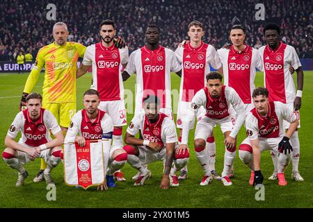 Amsterdam, pays-Bas. 12 décembre 2024. AMSTERDAM, PAYS-BAS - 12 DÉCEMBRE : photo de l'équipe de l'AFC Ajax avant le match de phase MD6 de l'UEFA Europa League 2024/25 entre l'AFC Ajax et le SS Lazio au Johan Cruijff Arena le 12 décembre 2024 à Amsterdam, pays-Bas. (Photo par Andre Weening/Orange Pictures) crédit : Orange pics BV/Alamy Live News Banque D'Images