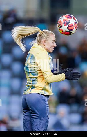 Manchester, Royaume-Uni. Jeudi 12 décembre 2024, UEFA Women's Champions League : Manchester City Women vs SKN réunis Pölten Women at Jole Stadium. Manchester City Defender Alex Greenwood 5 Heading entraînement échauffement avant match. Crédit James Giblin/Alamy Live News. Banque D'Images