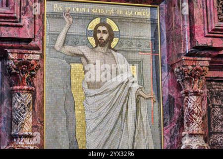 Église orthodoxe russe de la Résurrection (Sauveur sur sang versé), monument du tsar Alexandre II, mosaïques et peintures religieuses, Saint-Pétersbourg Banque D'Images