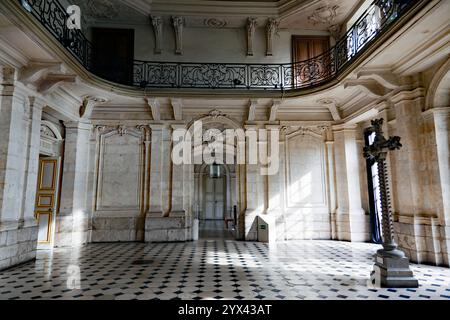 Vue intérieure de la salle à manger de style italien du Musée des Beaux-Arts de Chartres, Banque D'Images