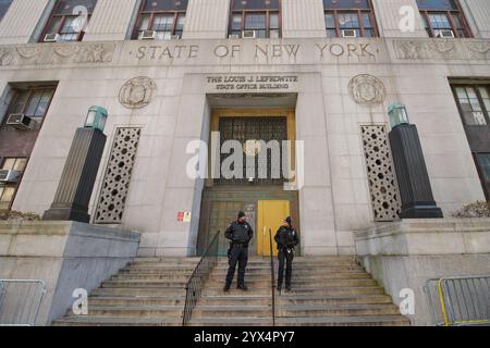 L'entrée du Louis J. Lefkowitz State Office Building à Lower manhattan, New york, qui abrite le Manhattan Marriage Bureau, appartient en fait au Banque D'Images