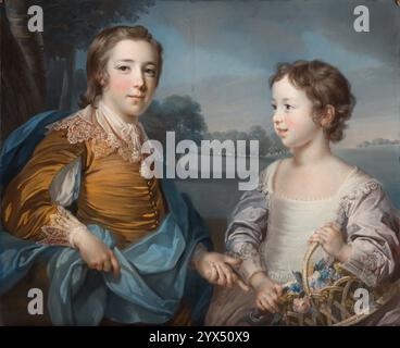 Portrait de Joseph (1741-1786) et de son frère John Gulston (1750-1764), 1754. Les frères Joseph et John Gulston apparaissent en gros plan à mi-longueur, debout devant une étendue de paysage boisé. Le frère aîné, Joseph, âgé de treize ans, porte un costume "Van Dyck", un costume dans le style des portraits d'Anthony van Dyck des années 1600 Toujours dans une veine historicisante, son jeune frère John porte une robe, traditionnellement portée par les garçons et les filles jusqu'à l'âge de quatre ans, et tient un panier en osier plein de fleurs d'été colorées. Banque D'Images