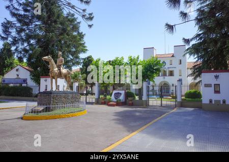 Buenos Aires, Argentine - 20 novembre 2024 : bâtiment de la police fédérale, Palermo Woods, Buenos Aires Banque D'Images