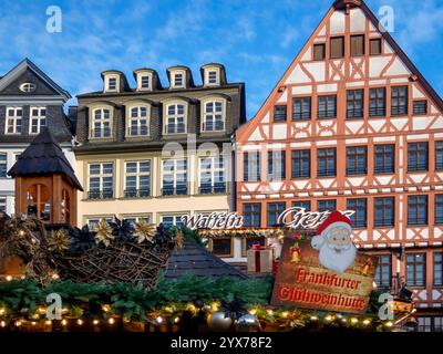 Weihnachtsmarkt auf dem Römer in Frankfurt, Hessen, Deutschland Banque D'Images