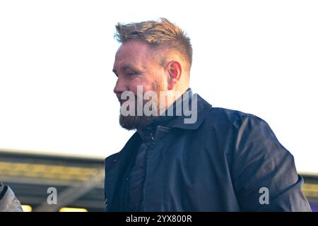 Le manager Rob Elliot (manager Crawley Town) avant le match de Sky Bet League 1 entre Peterborough et Crawley Town à London Road, Peterborough le samedi 14 décembre 2024. (Photo : Kevin Hodgson | mi News) crédit : MI News & Sport /Alamy Live News Banque D'Images