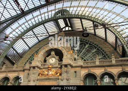 Gare d'Anvers-Centraal Banque D'Images