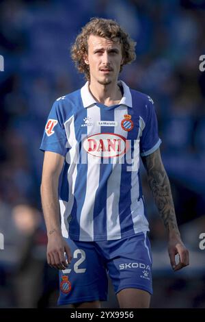 Barcelone, Espagne. 14 décembre 2024. Carlos Romero (RCD Espanyol) vu lors d'un match de la Liga EA Sports entre le RCD Espanyol et CA Osasuna au Stage Front Stadium. Score final : RCD Espanyol 0:0 CA Osasuna crédit : SOPA images Limited/Alamy Live News Banque D'Images