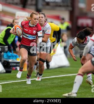 Gloucester, Royaume-Uni, 14 déc. 2024 Mia Venner de Gloucester Hartpury lors de la Premiership Womens Rugby Gloucester Hartpury v Saracens at Kingsholm Stadium Gloucester Royaume-Uni le 14 décembre 2024 Graham Glendinning / Alamy Live News Banque D'Images