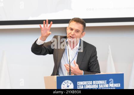 Milan, Italie. 15 décembre 2024. Fabrizio Cecchetti durante il suo intervento al Congresso regionale Lega Lombarda Slvini premier, 15 dicembre 2024 crédit : LaPresse/Alamy Live News Banque D'Images