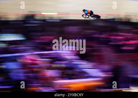 Rotterdam, pays-Bas. 15 décembre 2024. Rotterdam - WielerZesdaagse lors du WielerZesdaagse Rotterdam à Ahoy Rotterdam le 15 décembre 2024 à Rotterdam, pays-Bas. (Parallax Pictures/Yannick Verhoeven) crédit : Yannick Verhoeven/Alamy Live News Banque D'Images