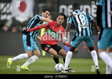 NIMÈGUE - (de gauche à droite) Pelle Clément de Sparta Rotterdam, Kodai Sano de NEC Nimègue, Joshua Kitolano de Sparta Rotterdam lors du match néerlandais Eredivisie entre N.E.C Nimègue et Sparta Rotterdam au de Goffert le 15 décembre 2024 à Nimègue, pays-Bas. ANP JEROEN PUTMANS Banque D'Images