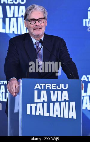 Rome, Italie. 15 décembre 2024. Paolo del Debbio journaliste participe à l'événement Atreju, la fête des Frères d'Italie au Cirque Maximus, le 15 décembre 2024 à Rome, Italie. 25e édition d'Atreju, la fête Fratelli d'Italia se tient au Circus Maximus, à Rome.
 ; crédit : Live Media Publishing Group/Alamy Live News Banque D'Images