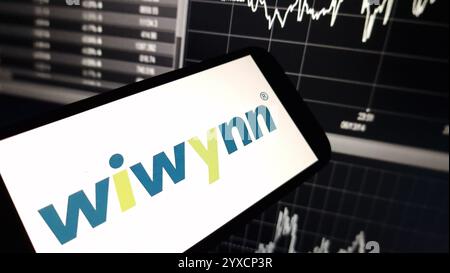 Konskie, Pologne - 14 décembre 2024 : logo de la société Wiwynn affiché sur le téléphone portable Banque D'Images