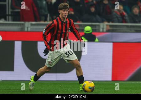 Milan, Italie. 15 décembre 2024. #1 pendant la série Un match de football 2024/25 entre l'AC Milan et le CFC de Gênes au stade San Siro crédit : Independent photo Agency/Alamy Live News Banque D'Images