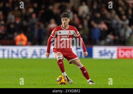 Hayden Hackney de Middlesbrough en action lors du Sky Bet Championship match entre Middlesbrough et Millwall au Riverside Stadium, Middlesbrough le samedi 14 décembre 2024. (Photo : Mark Fletcher | mi News) crédit : MI News & Sport /Alamy Live News Banque D'Images