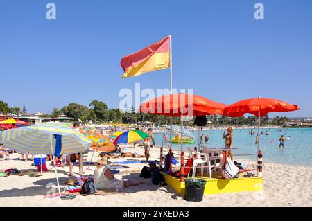 Scène de plage, plage de Nissi, Ayia Napa, Famagouste District, Chypre Banque D'Images