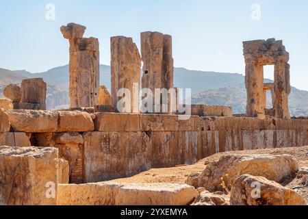 Vue inhabituelle de ruines pittoresques à Persépolis, Iran Banque D'Images