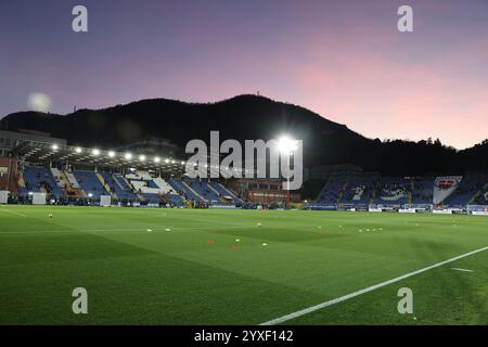 Como, Italie. 15 décembre 2024. Stade Sinigaglia de Côme lors du match de football Serie A Enilive 2024/2025 entre Côme et Roma au stade Giuseppe Sinigaglia de Côme, Italie du Nord - dimanche 15 décembre 2024. Sport - Football. (Photo de Antonio Saia/LaPresse) crédit : LaPresse/Alamy Live News Banque D'Images